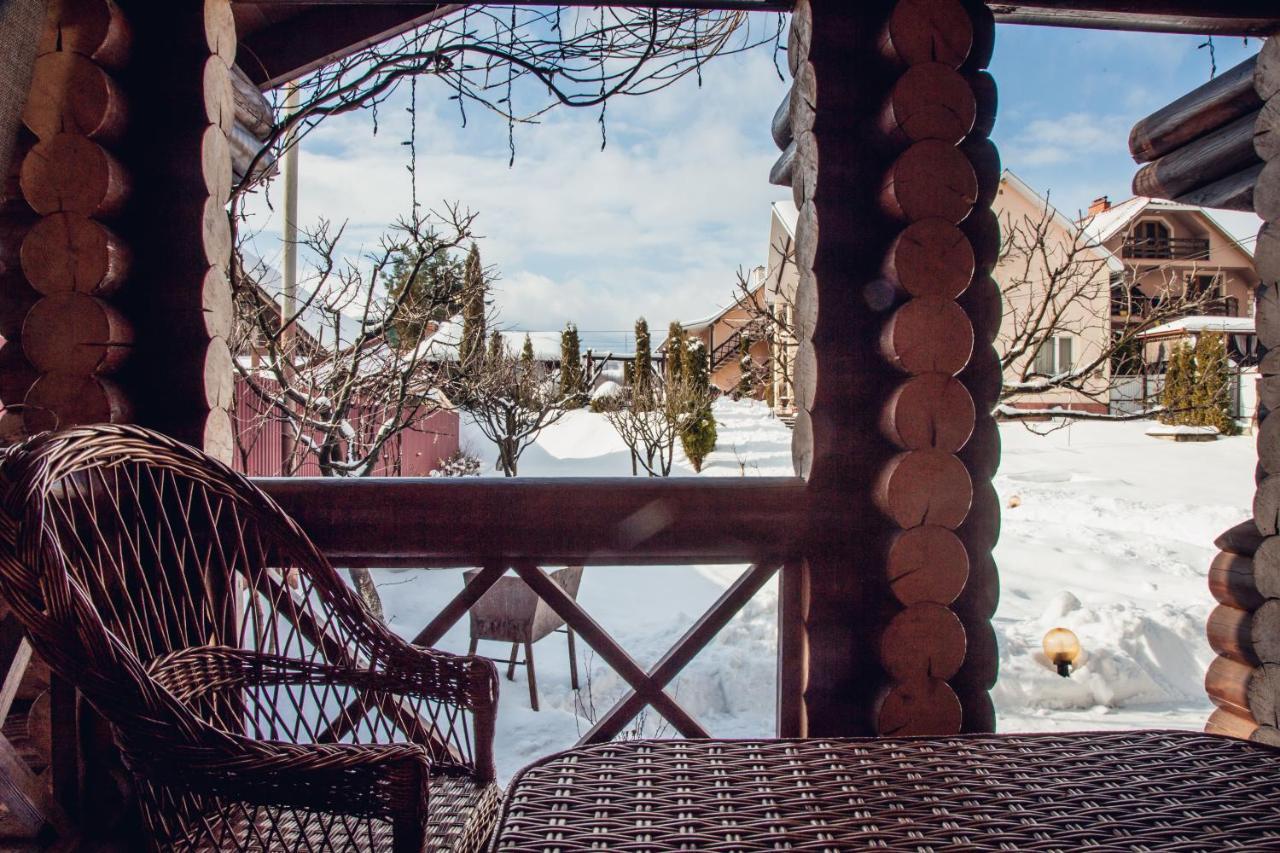 Августин Hotel Solochyn Buitenkant foto