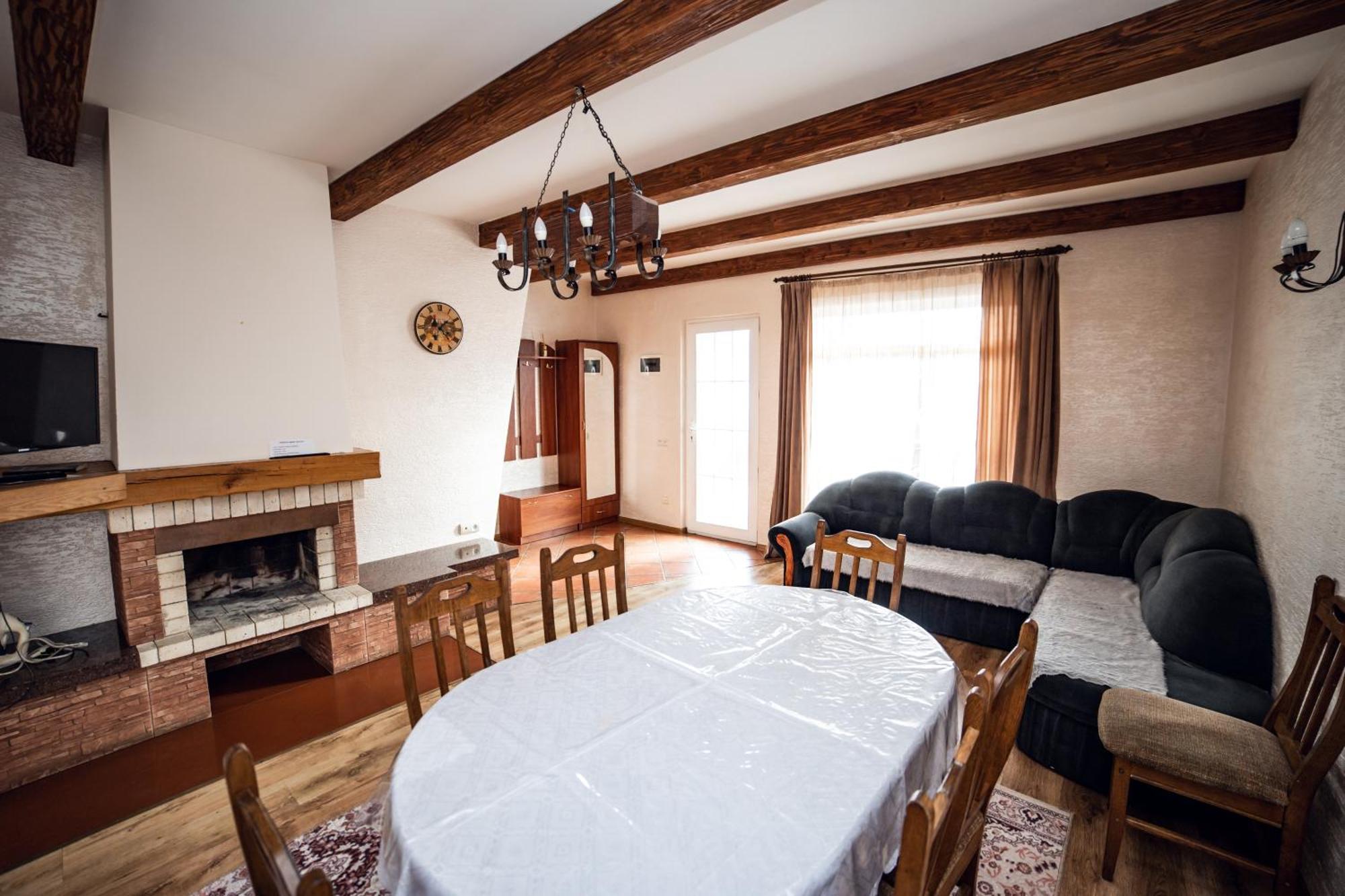 Августин Hotel Solochyn Kamer foto